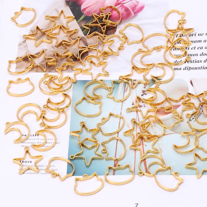 Bezels Set Pendant - 90 buah liontin bingkai geometris Mini